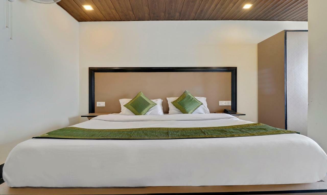 Treebo Mayur, Mall Road Mussoorie Exterior photo